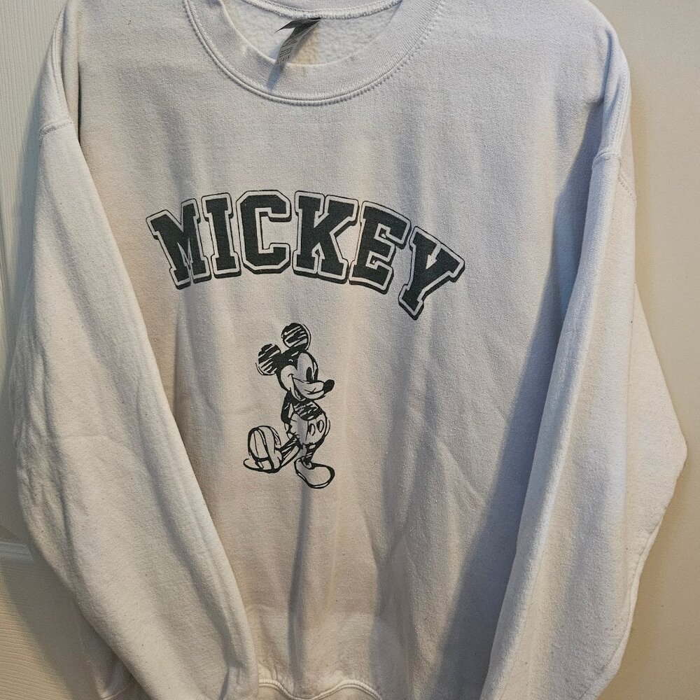 Mickey Mouse Doodle Sweater L